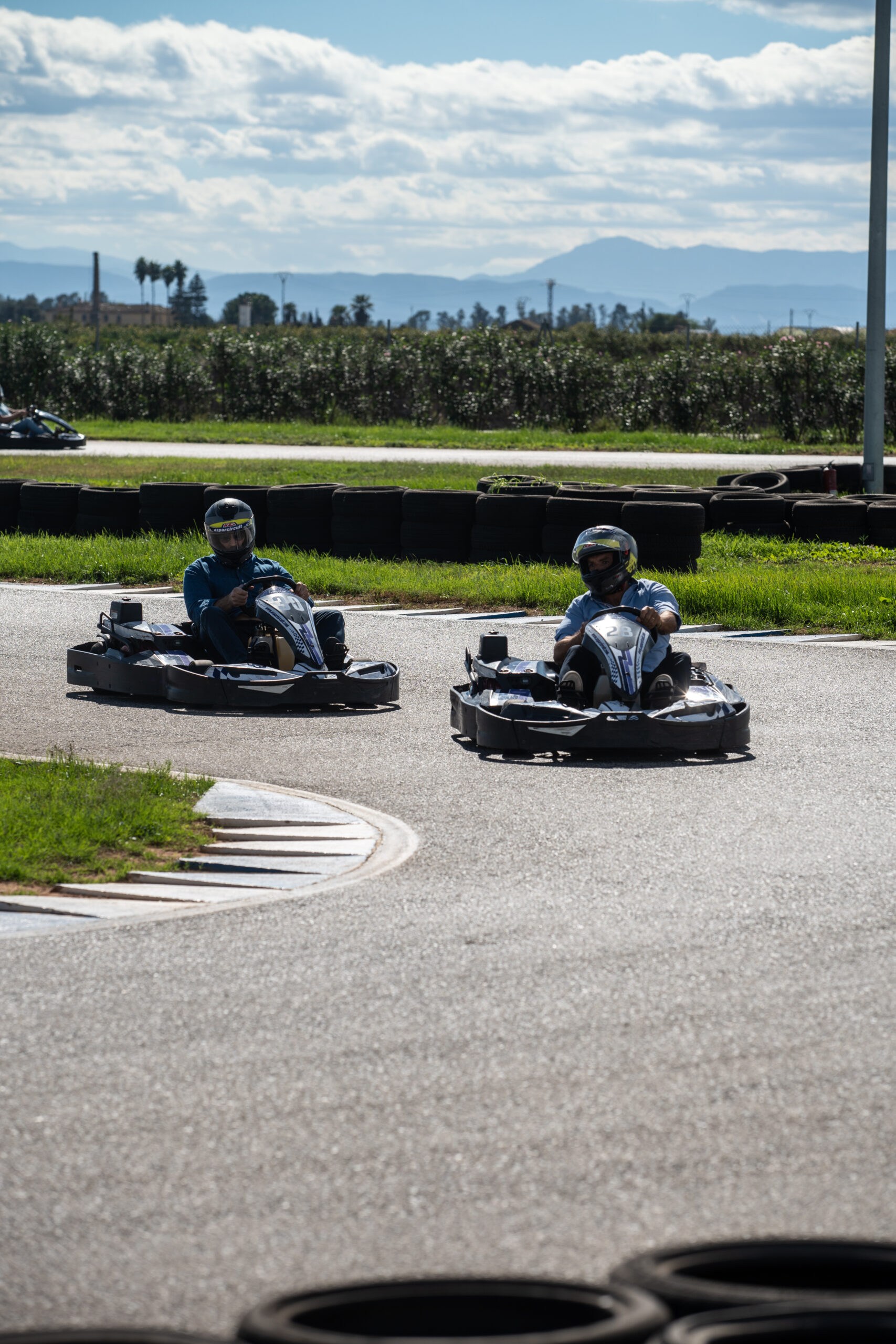 Barredoras industriales en el Circuito Martínez Aspar. Demostraciones, pruebas en pista y muchas ganas de compartir. CXK00238 scaled - Barredoras industriales en el Circuito Martínez Aspar. Demostraciones, pruebas en pista y muchas ganas de compartir.