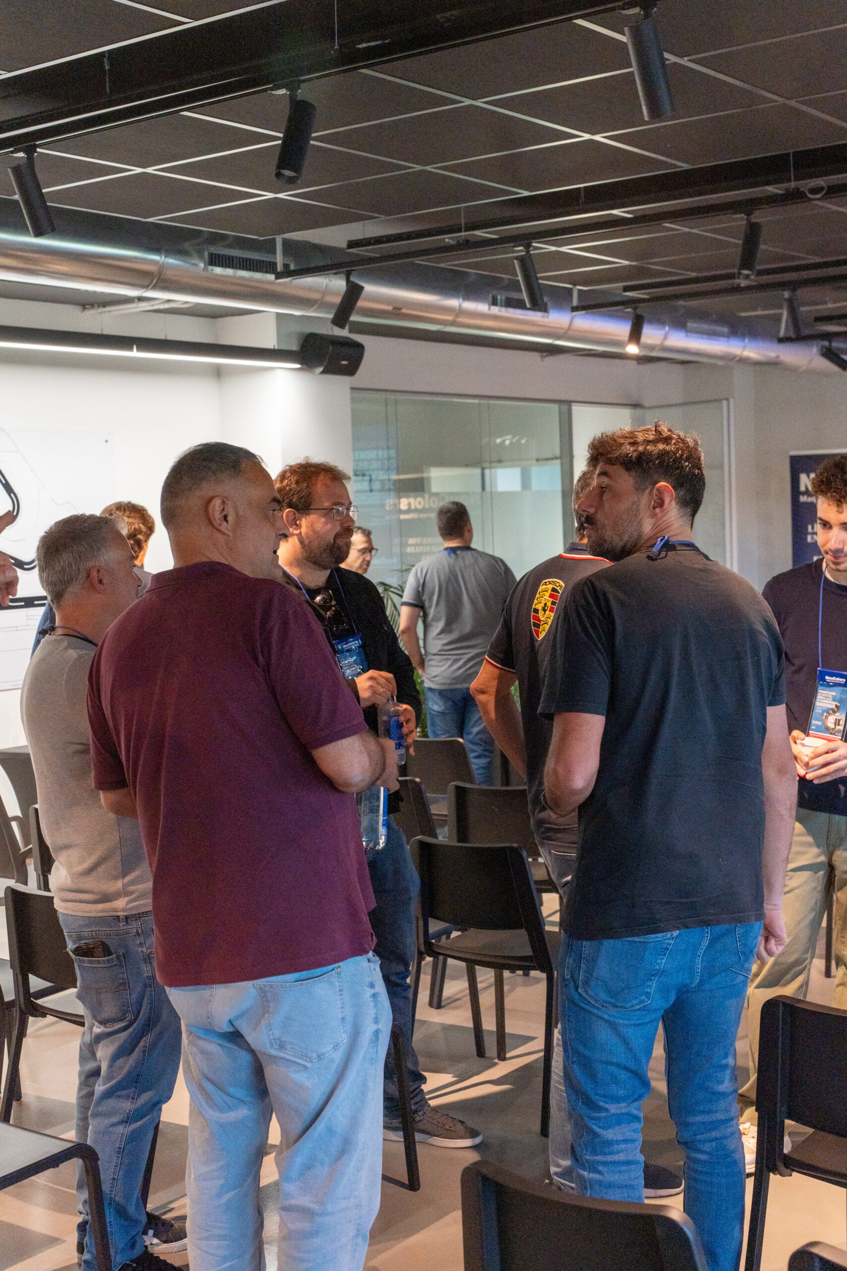 Barredoras industriales en el Circuito Martínez Aspar. Demostraciones, pruebas en pista y muchas ganas de compartir. CXK09792 scaled - Barredoras industriales en el Circuito Martínez Aspar. Demostraciones, pruebas en pista y muchas ganas de compartir.