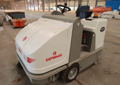 IMG 20251007 WA0004 400x284 - Maquinaria de ocasión de limpieza