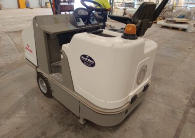 IMG 20251007 WA0013 400x284 - Maquinaria de ocasión de limpieza