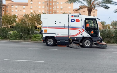 Probamos en Alicante la nueva barredora vial D6 de Dulevo